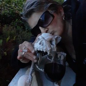 Meet your Posher, Teri